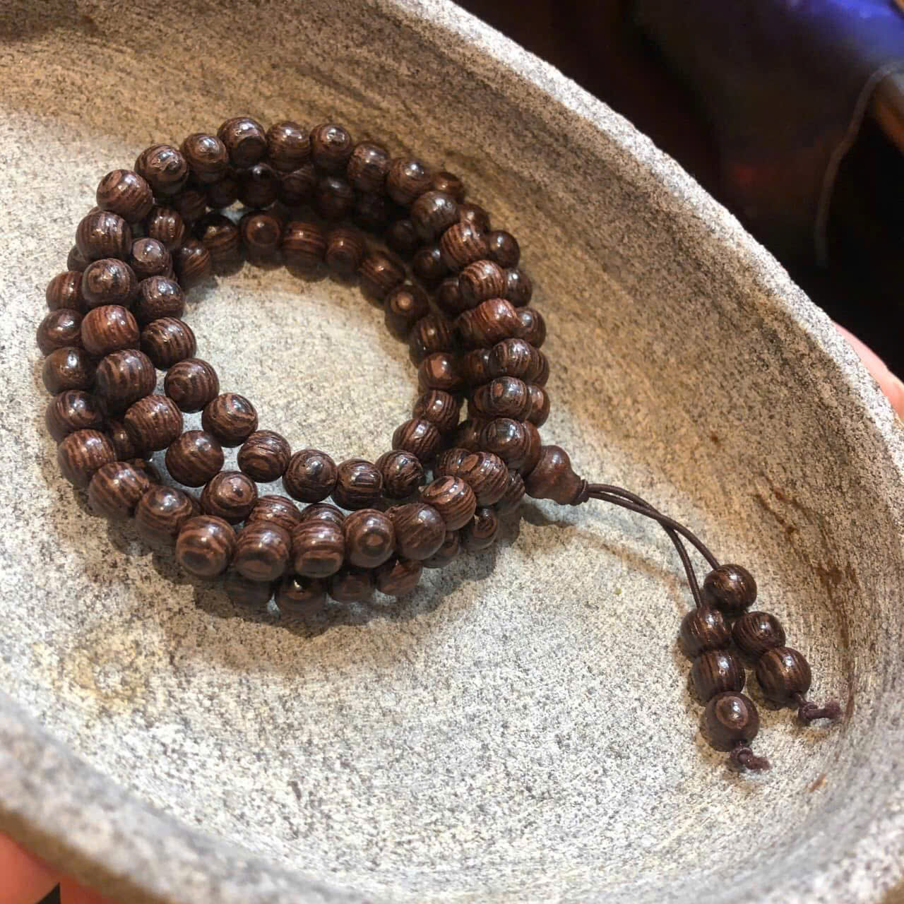 Vòng trầm 108 hạt