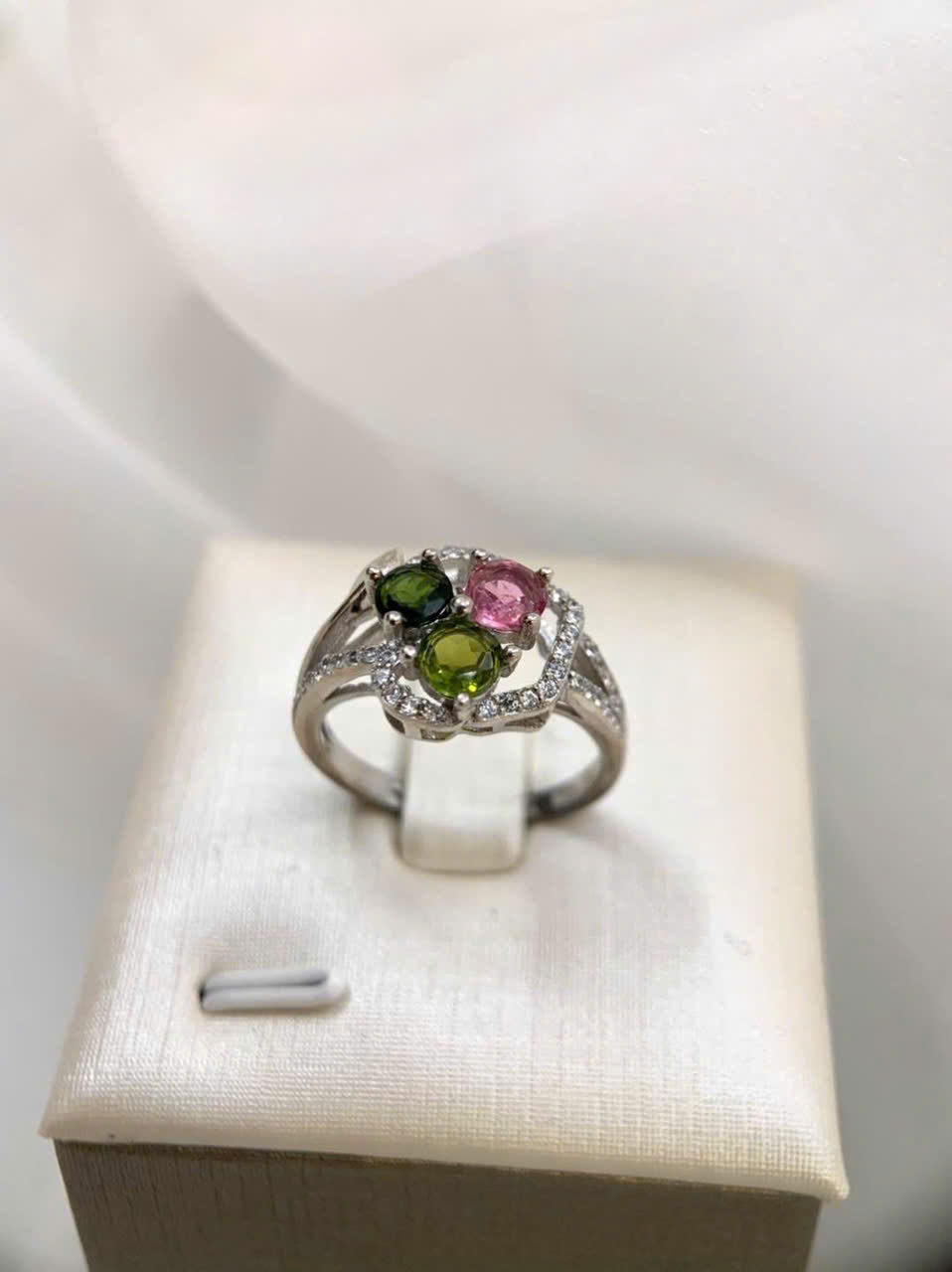 Nhẫn Tourmaliine đa sắc